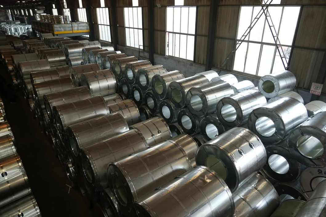 304 316 316L 201 ASTM Высококоррозионностойкая нержавеющая сталь толщиной 0,25-100 мм, рулон 316 для прокатки, ширина 450-680 мм 1