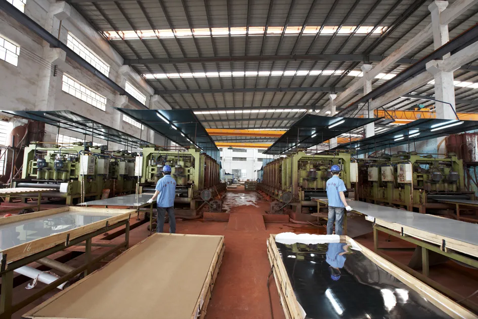 ASTM SUS316L Холоднокатаный лист из нержавеющей стали 304L 304 Горячий 201 Полированный 2b 4K 8K Поверхность 321 310S Рельефная пластина 3